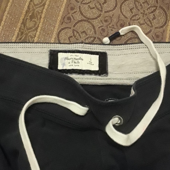 Sweats - Picture 3 of 3